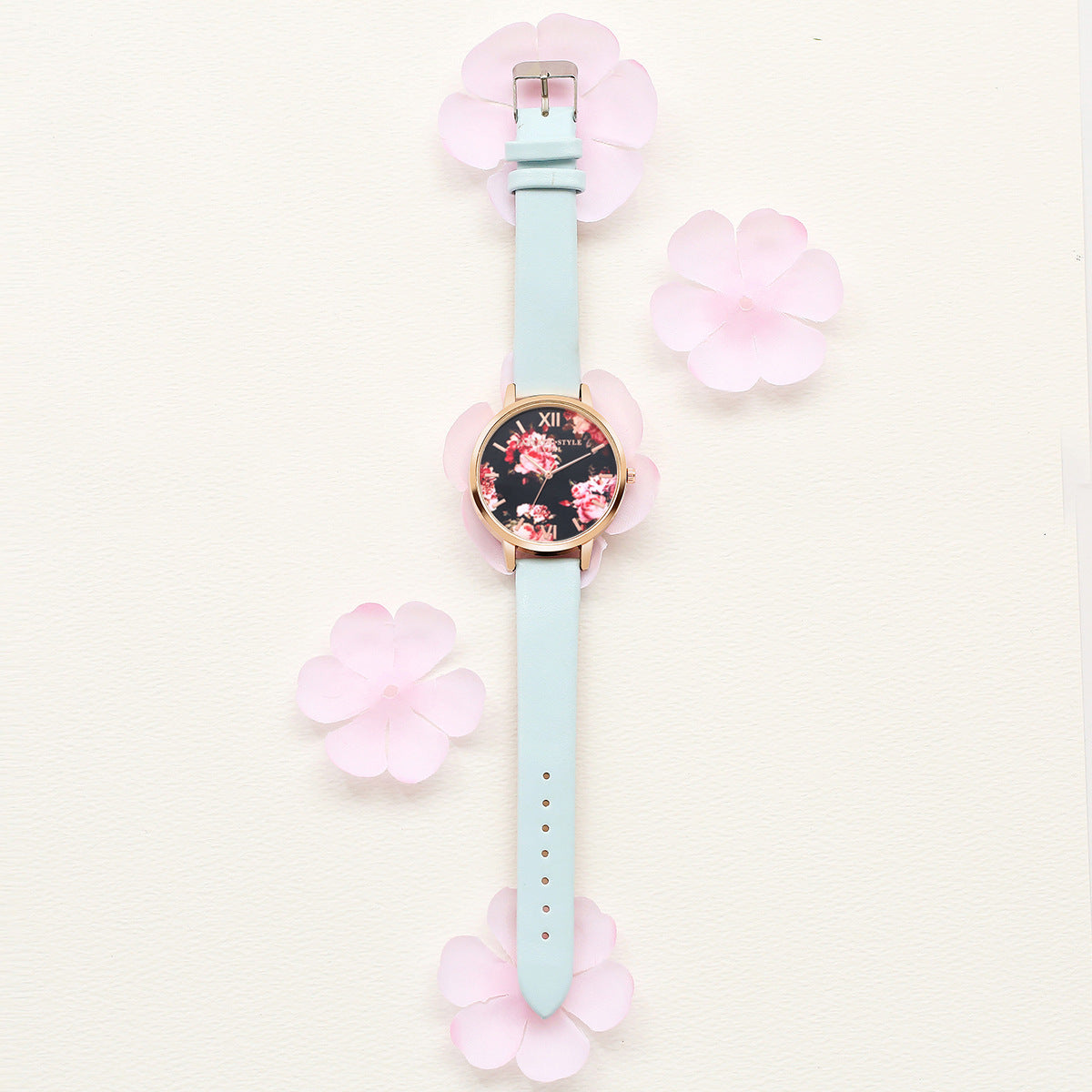 Elegante Damenuhr in Roségold mit floralem Lederarmband – Ein zeitloses Accessoire für die stilbewusste Frau